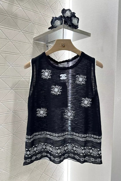 C 25 Summer New Embroidered Totem Ethnic Vest