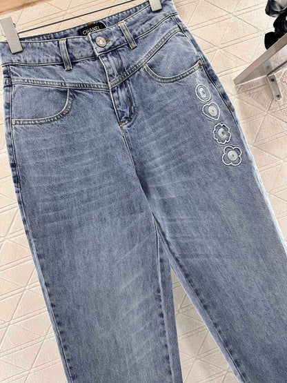 C 25High waist washed denim straight pants