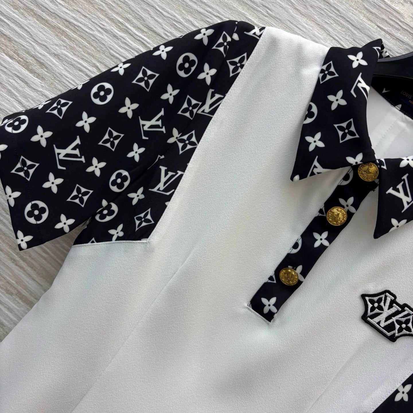 L 25 new lapel dress