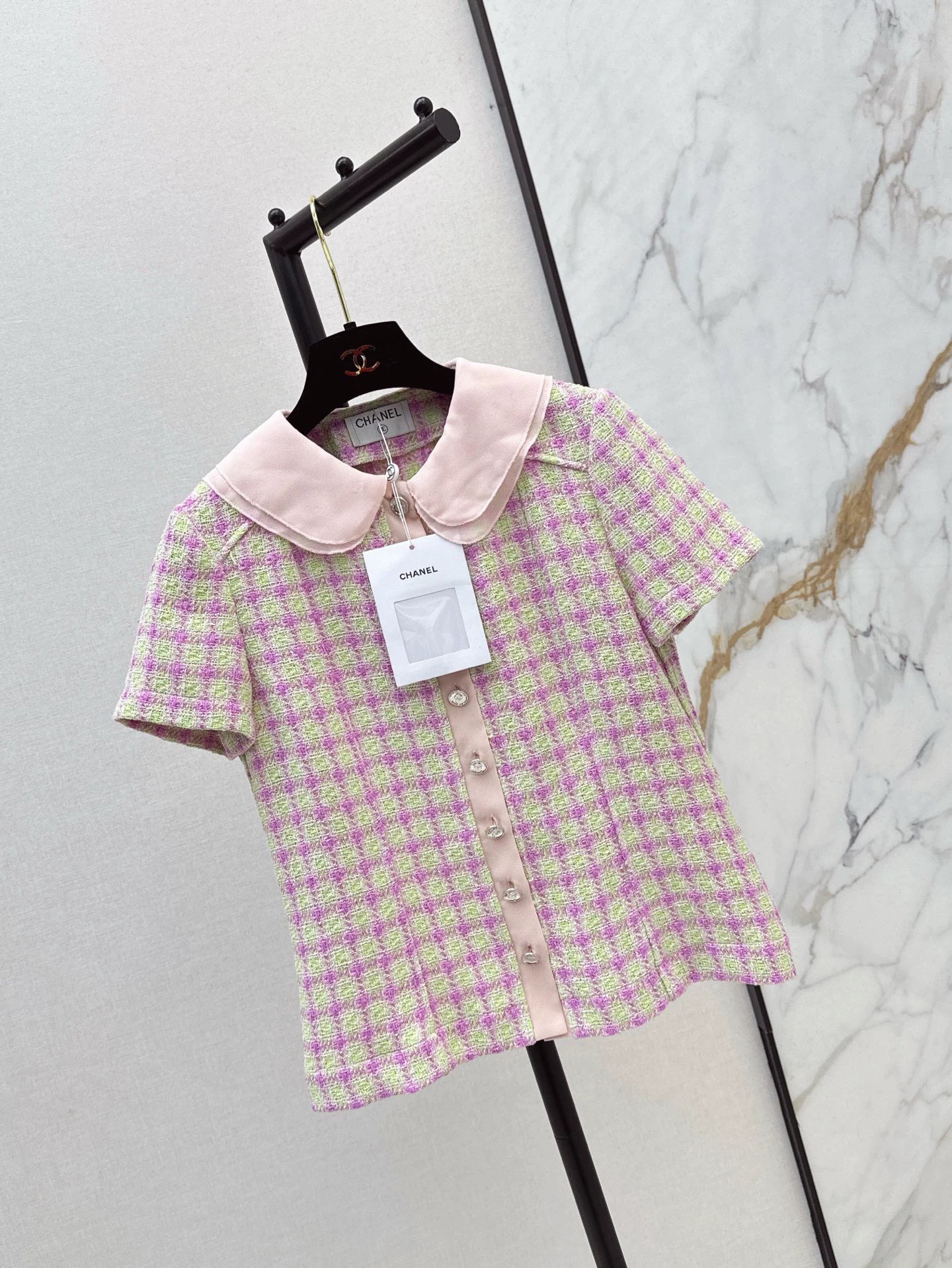 C 25 Pink short sleeves with doll collar
