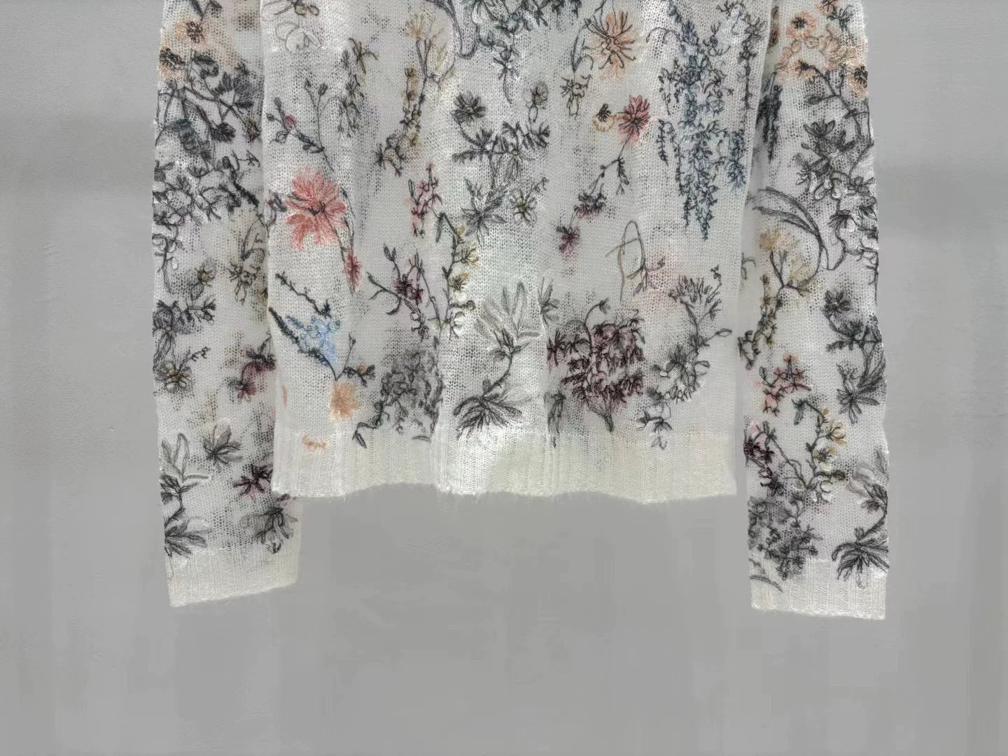 D 25 new early autumn long-sleeved sweater