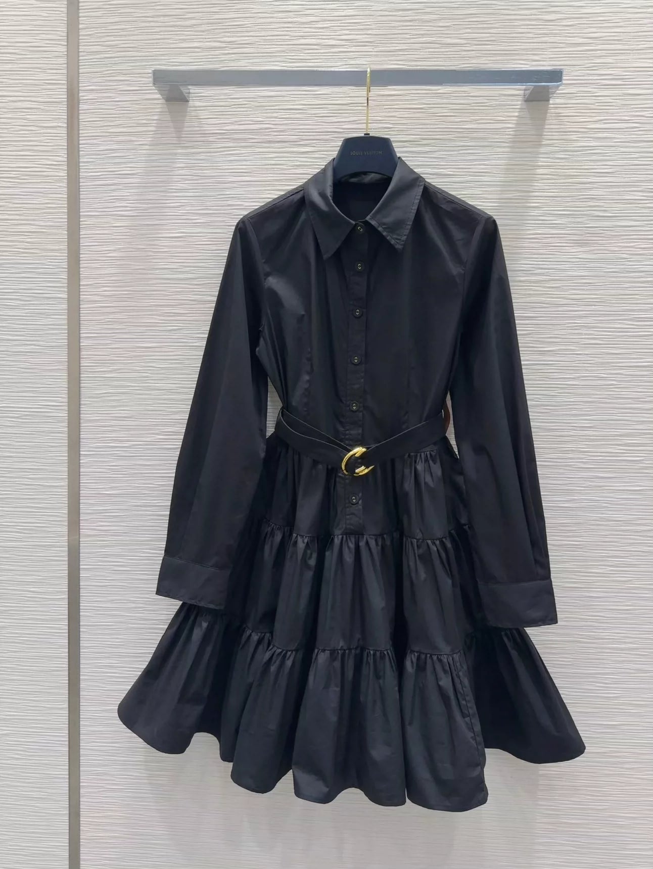 L 25 Neues einreihiges Kleid mit Revers und Gürtel und langen Ärmeln (Schwarz &amp; Weiß) 