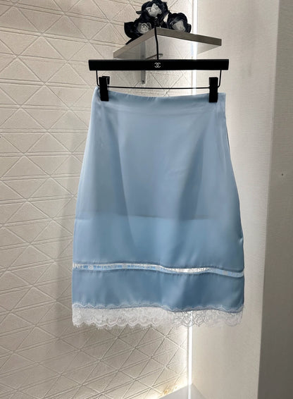 C 25 Pleated shirt and lace skirt set