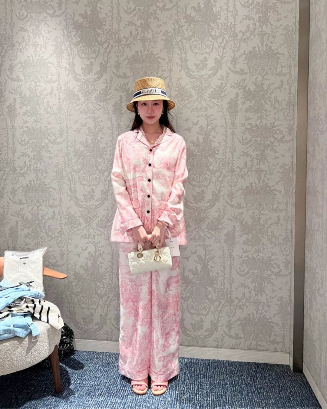 D 25 new animal jungle series pajama style silk trousers!