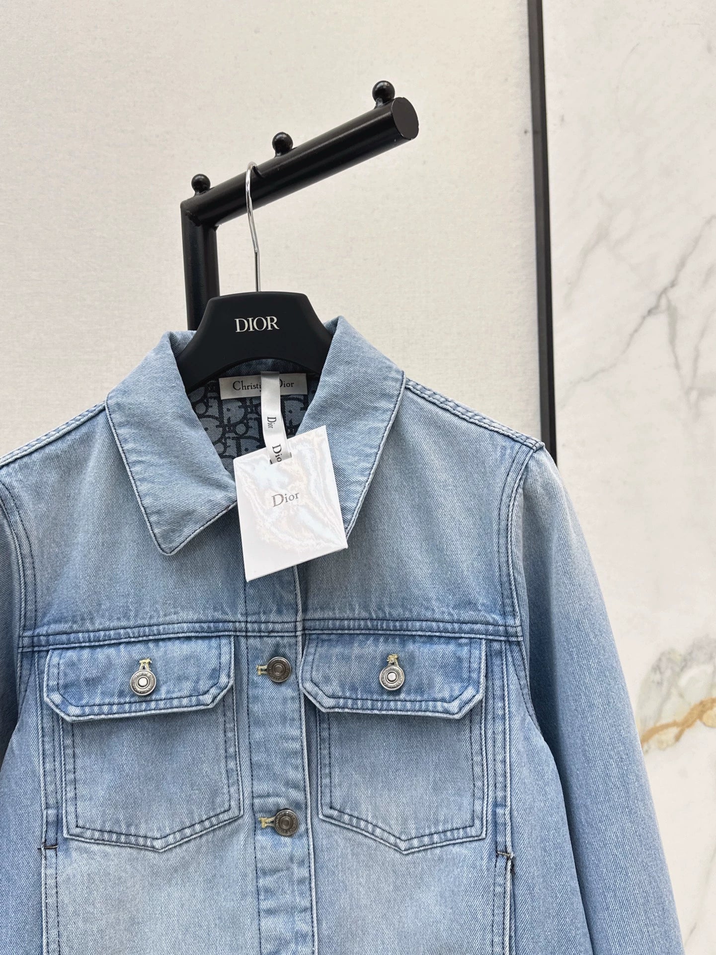 D 25 Spring/Summer New Denim Jacket