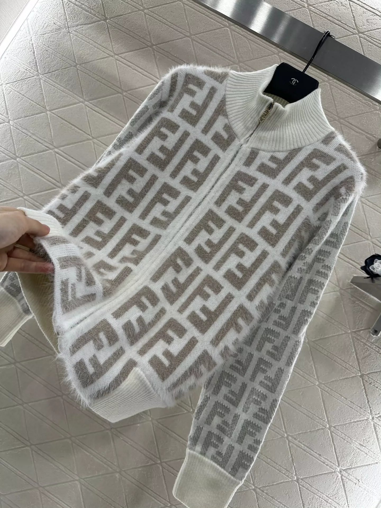 F 25fw jacquard zipper knit cardigan