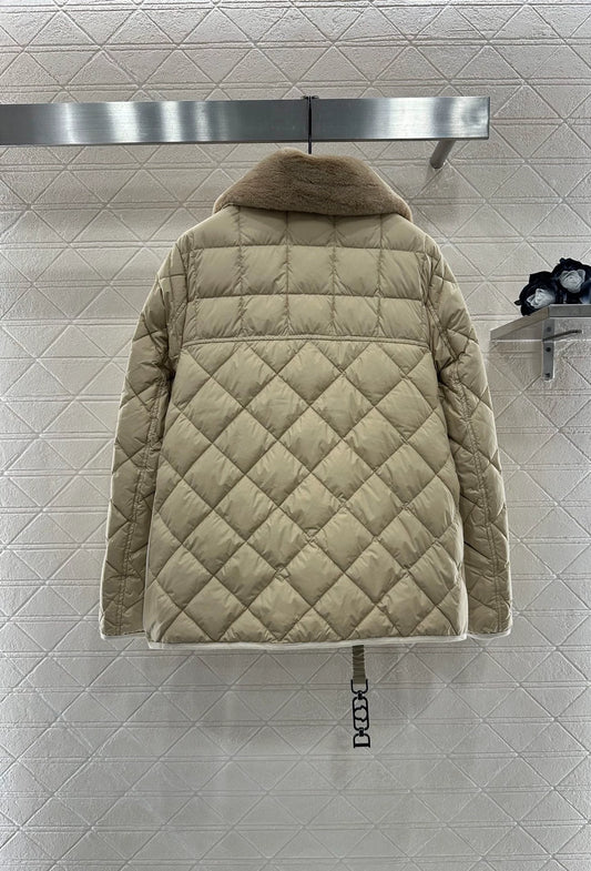 Mon 25 Down jacket with detachable belt and lapel