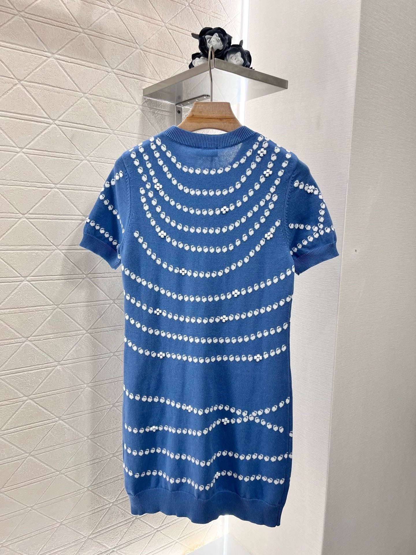 C 25 Frühling und Sommer Neue Stil Anhänger Jacquard Strickkleid 