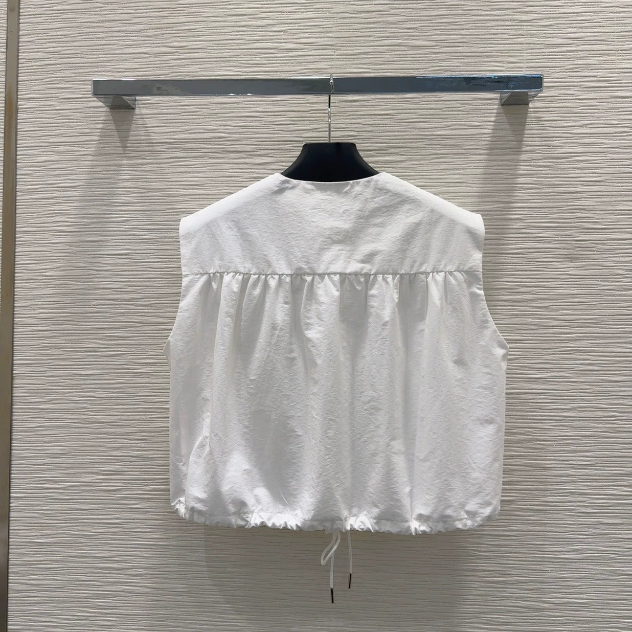 P 25 new triangle label straps sleeveless top half skirt set