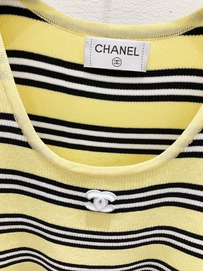 C 25 New Chest Logo Clashing Stripe Knit Vest