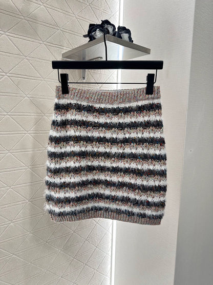 C 25fw Striped knitted cardigan and skirt set