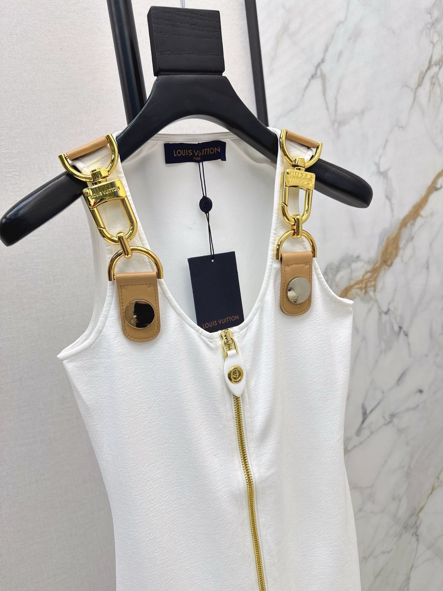 L 25 Spring/Summer New Golden Necklace Camisole Dress