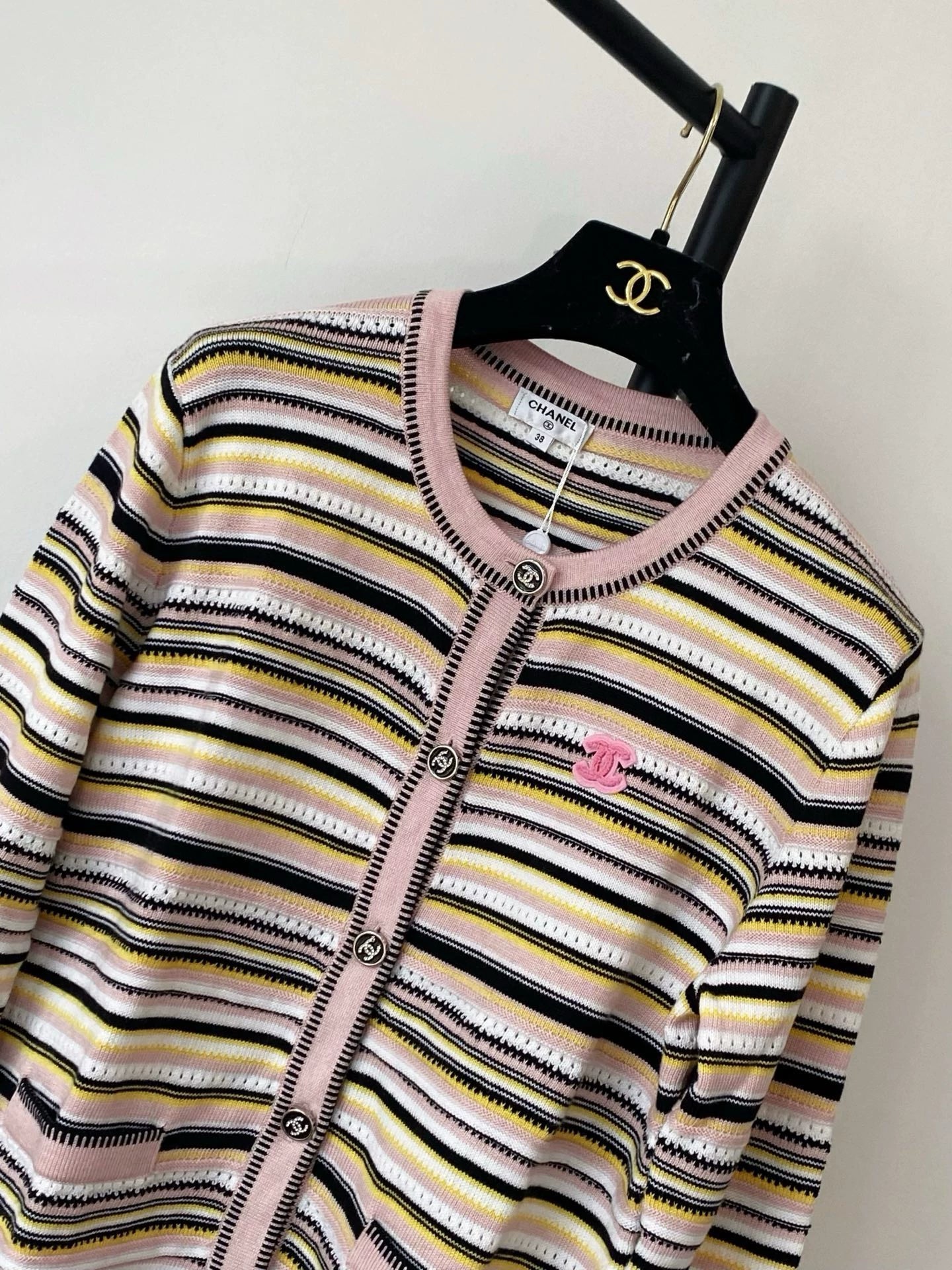 C 25 new striped round neck cardigan