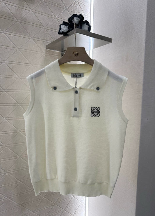 LO 25 New Turtleneck lightweight knit tank top