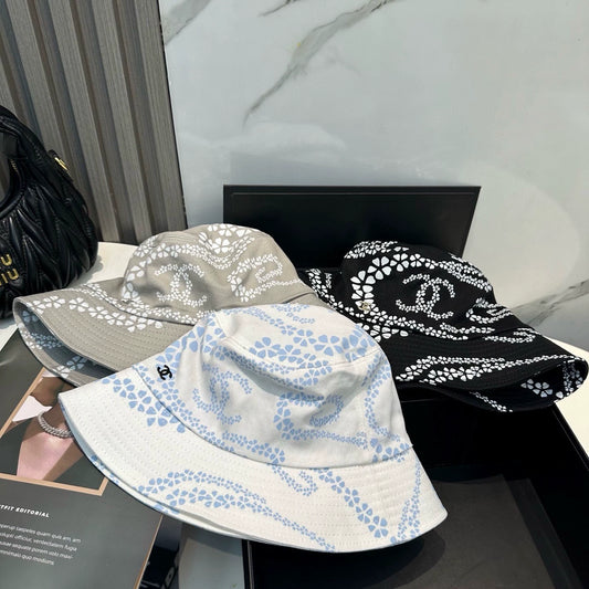 C 25 New Arrival Petal Print Bucket Hat