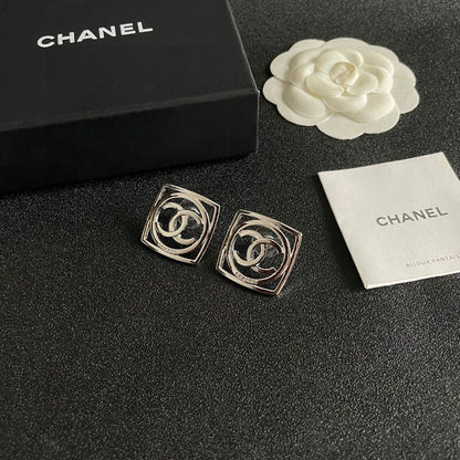 25 Summer new classic double C letter earrings