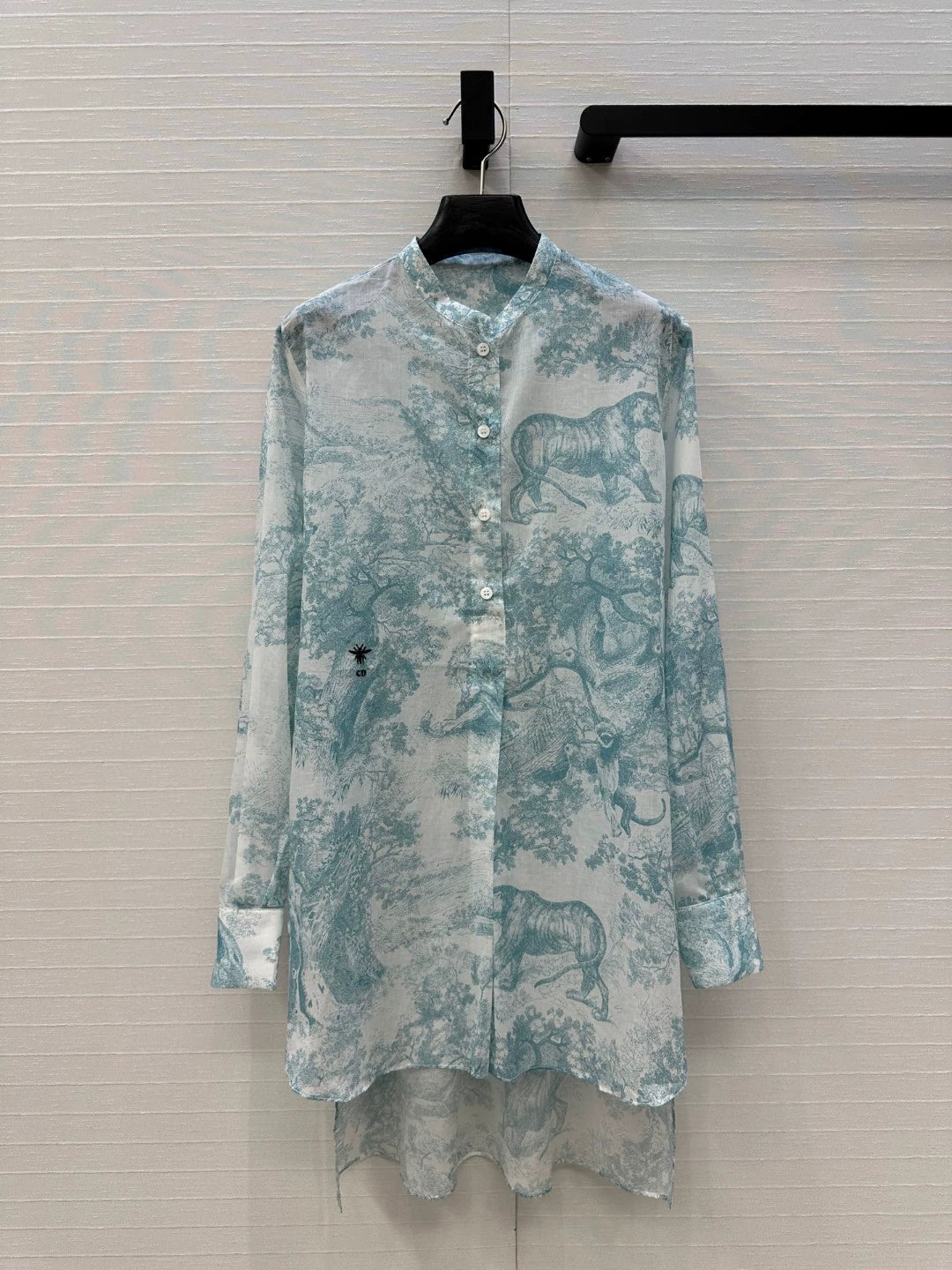 D 25 New Animal Forest Printed Shirt