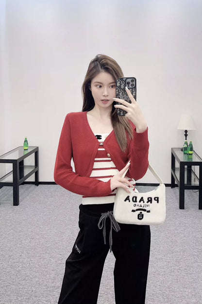 C 25 Fall/Winter New Style: Two-Piece Suspender Knit Cardigan Set
