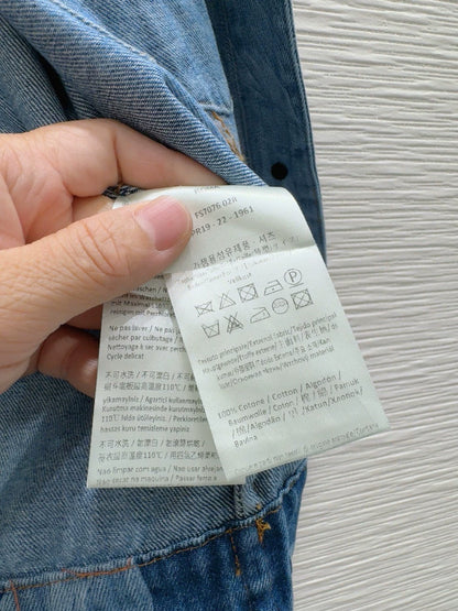 F 25 new stylish new denim suit
