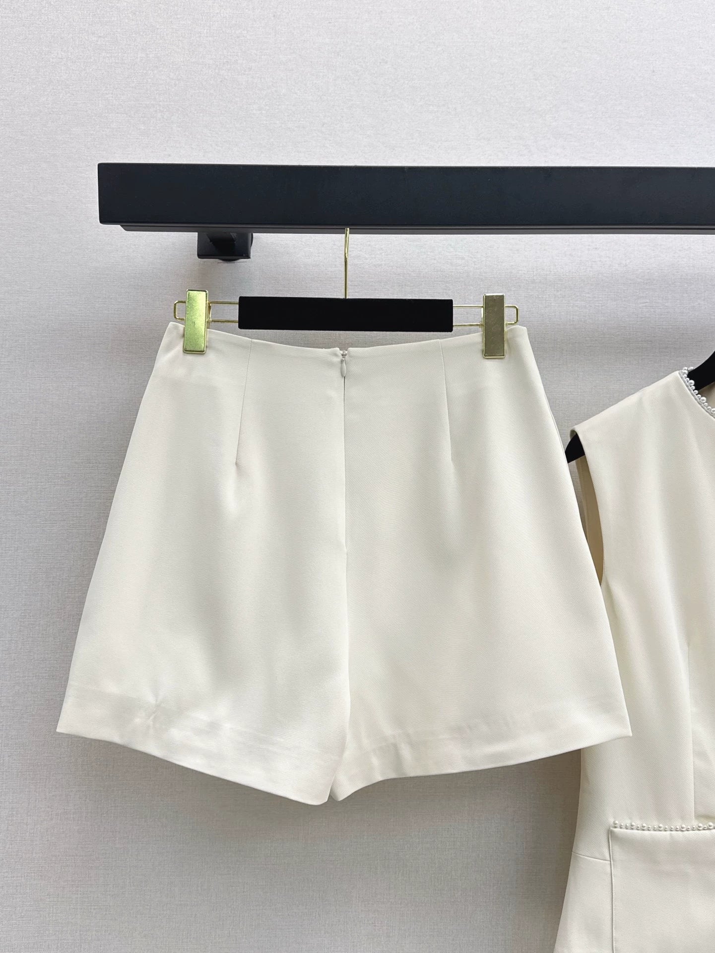 C 25 spring and summer new suit cubic waisted vest + shorts