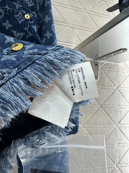 L 25 Jacquard denim jacket and shorts set