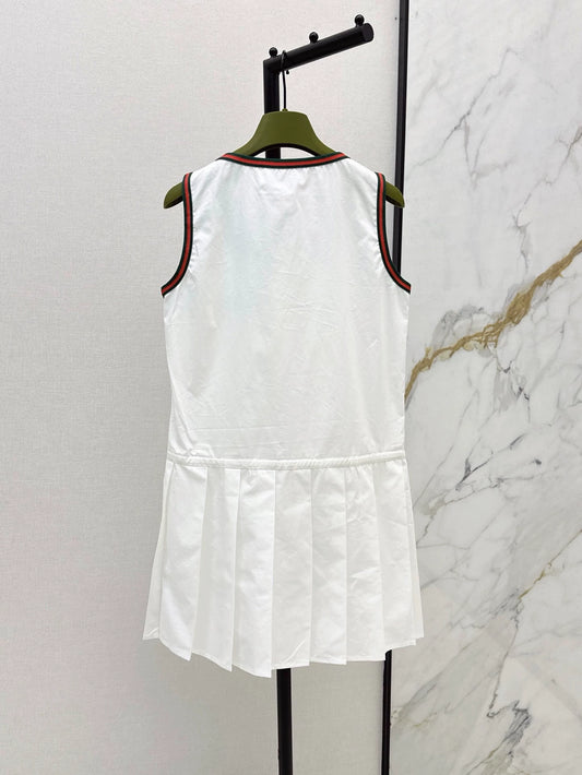 G 25 Spring and Summer New College Style Sleeveless Dresses