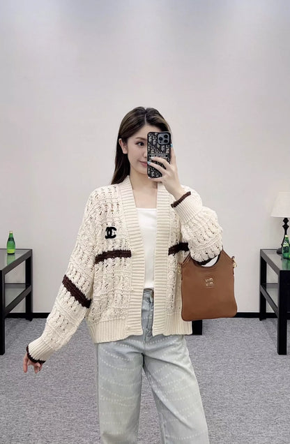 Cardigan tricoté au crochet C 25fw