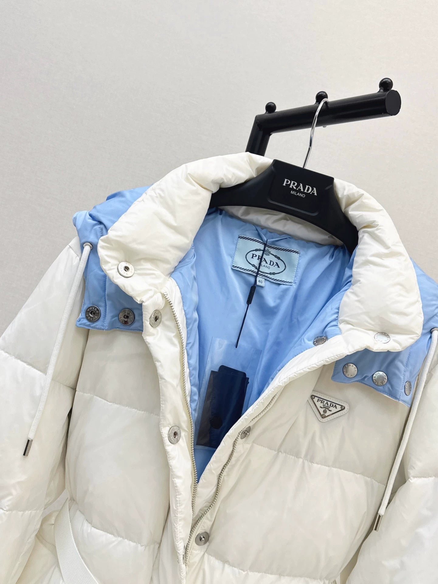 P 25 new hooded down jacket with belt