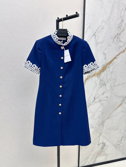 V 25 new style stand-up collar lace dress