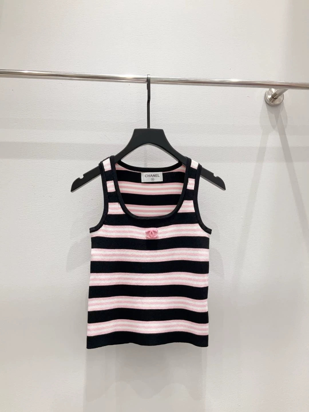 C 25 New Chest Logo Clashing Stripe Knit Vest