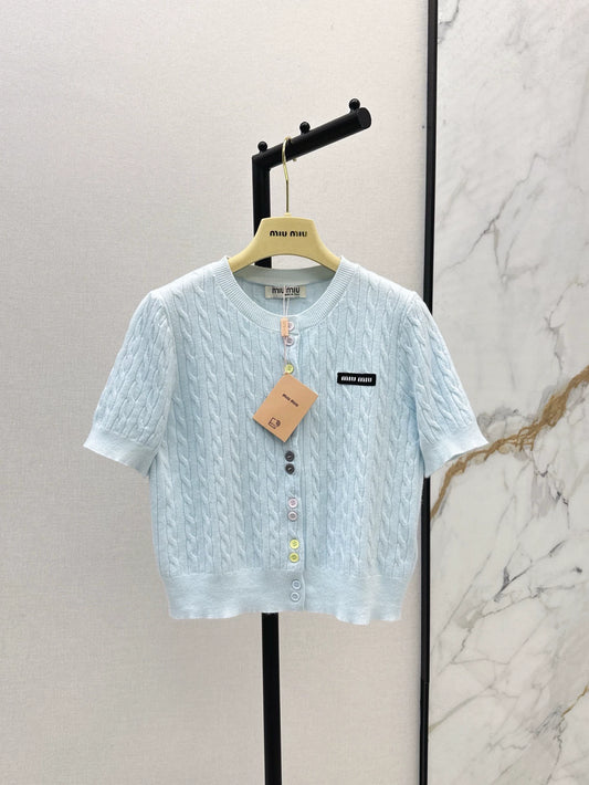 M 25 Spring and Summer New Ageing Style Knitted Short Sleeve