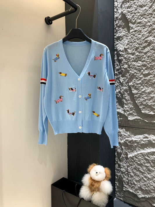 TH 25 Puppy Classic College Style Embroidered Cardigan