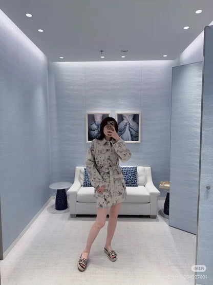 D 25 New Fresh and Light Ink Print Denim Half Skirt