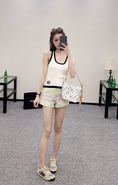 C 25 Spring and Summer new style contrasting knitted vest with hemming