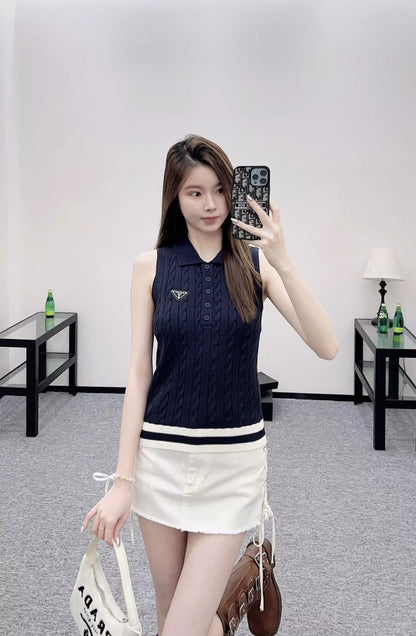 P 25 Cable-knit lapel vest