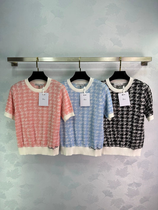 D 25 New Thousand Birdie Check Short Sleeve Knit Top