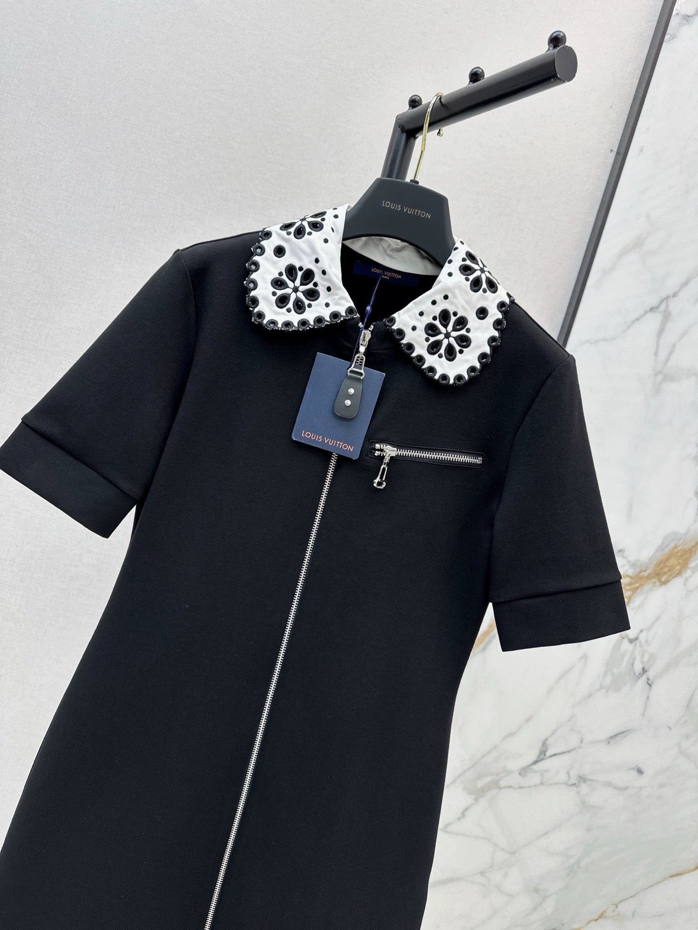 L 25 Spring/Summer Doll Neck Zipper Dress