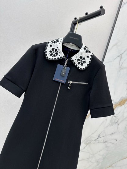 L 25 Spring/Summer Doll Neck Zipper Dress