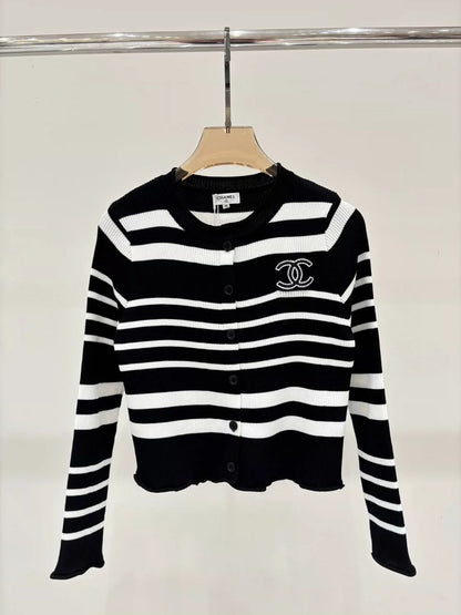 C 25 Spring and Summer New Round Neck Letter Logo Knitted Cardigan