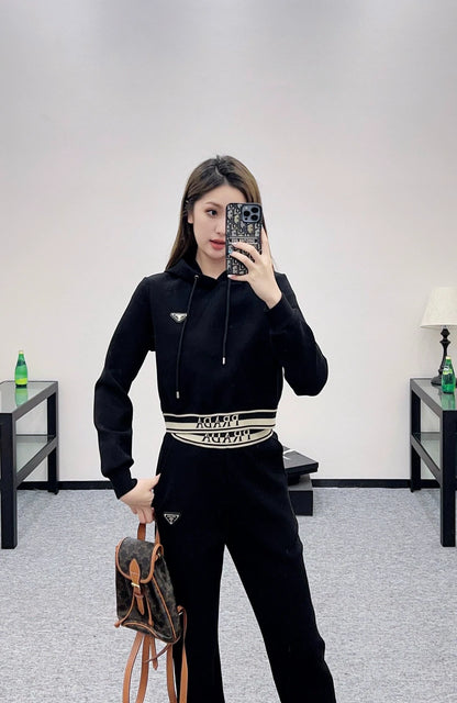 P 25 Web hooded sweatshirt and trousers set