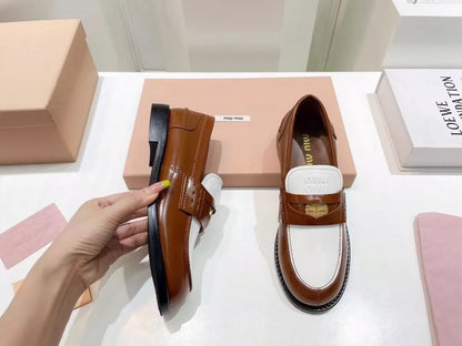 M 25 Classic Loafers Series [Horizontal Strap Coin Buckle Loafers]