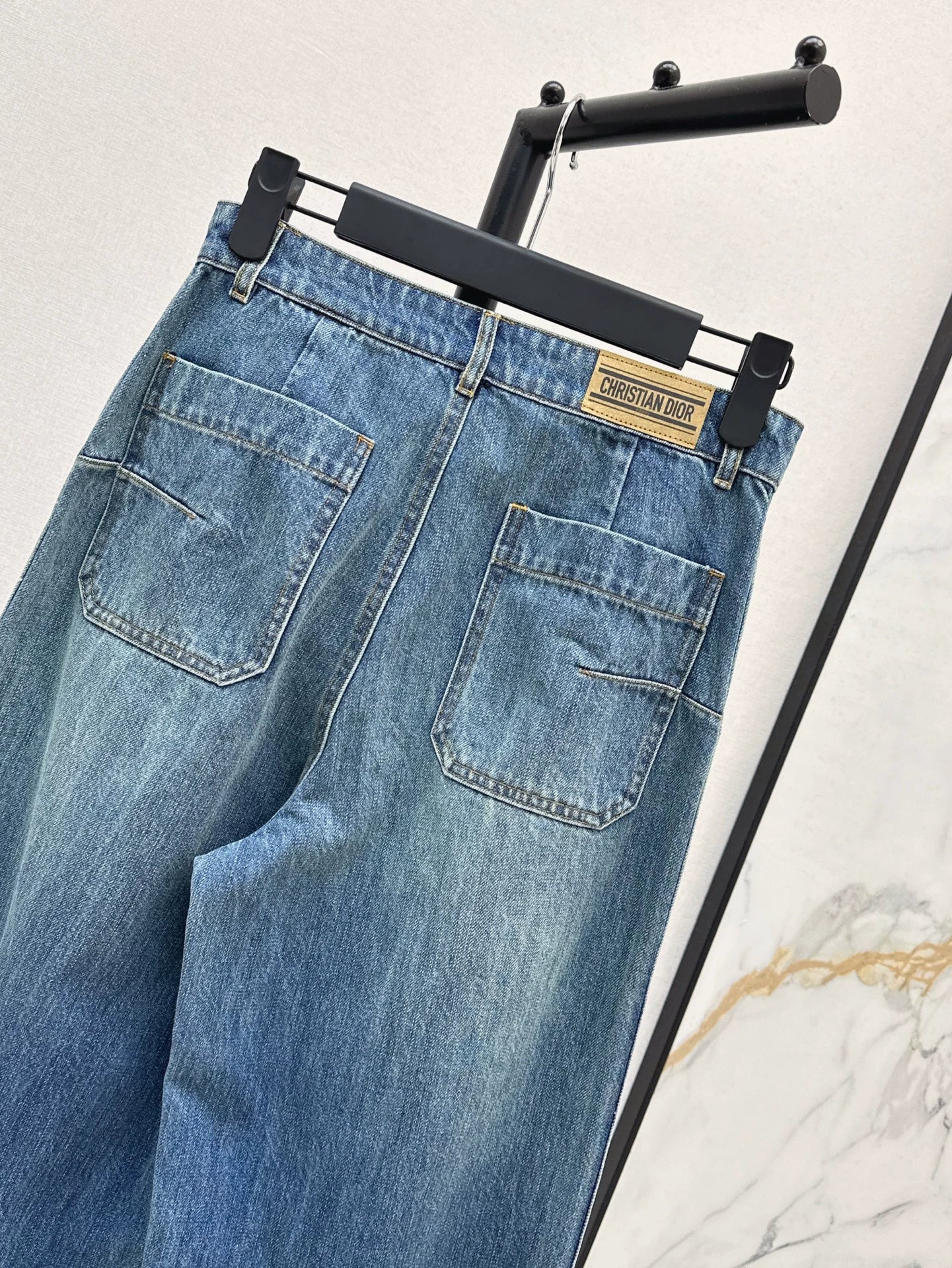 D 25 Spring/Summer New Wide Leg Jeans