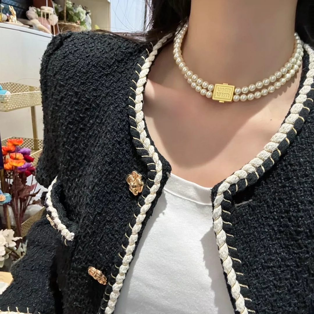 M 25 Gold letter square double pearl necklace