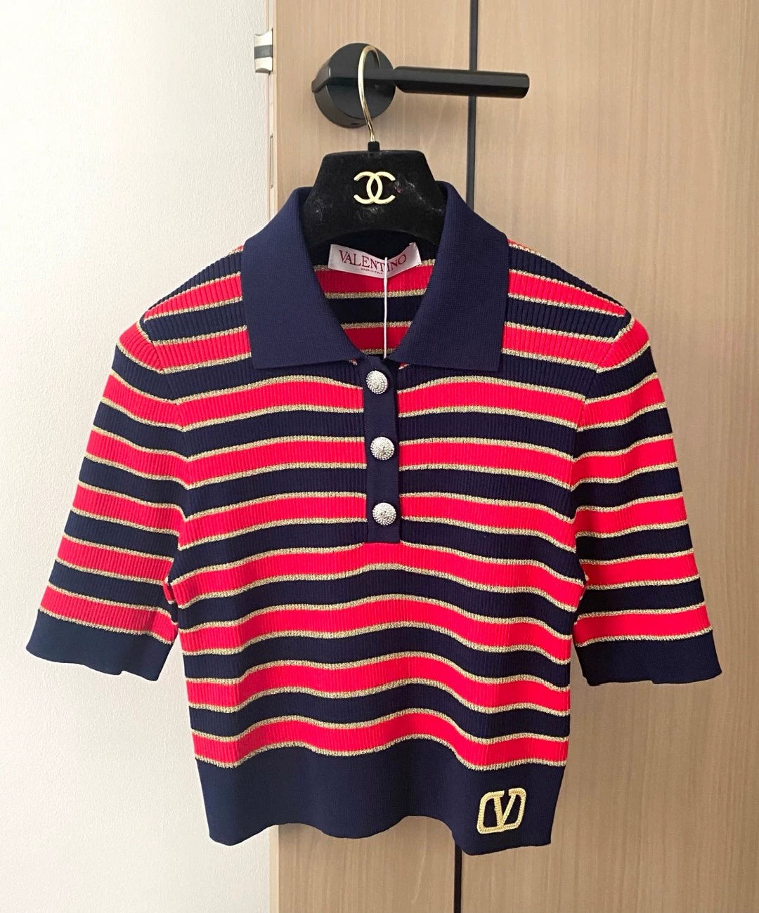 V 25 new striped embroidery button collar short sleeve knit(Red\white)