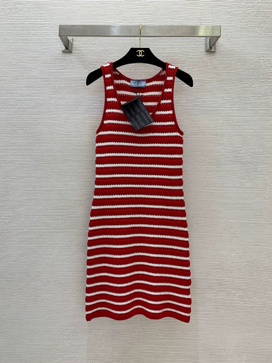 P 25 new striped sleeveless vest dress knitted dress