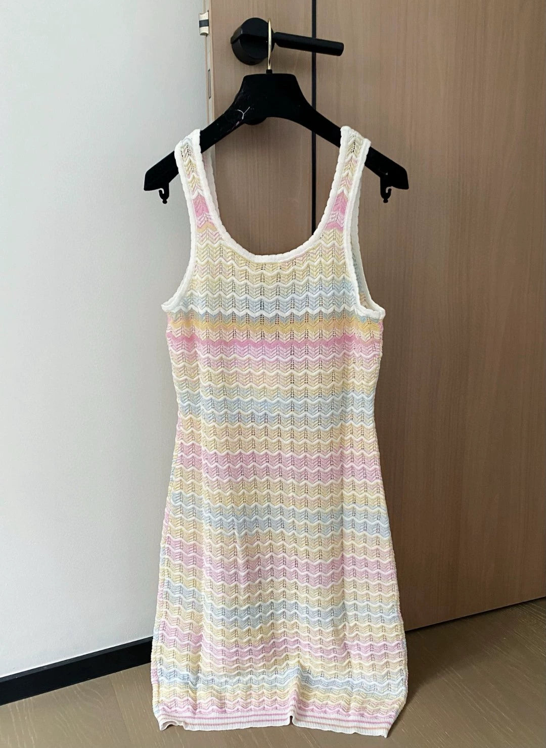 c 2025 New Clashing Stripe Knit Vest Dress