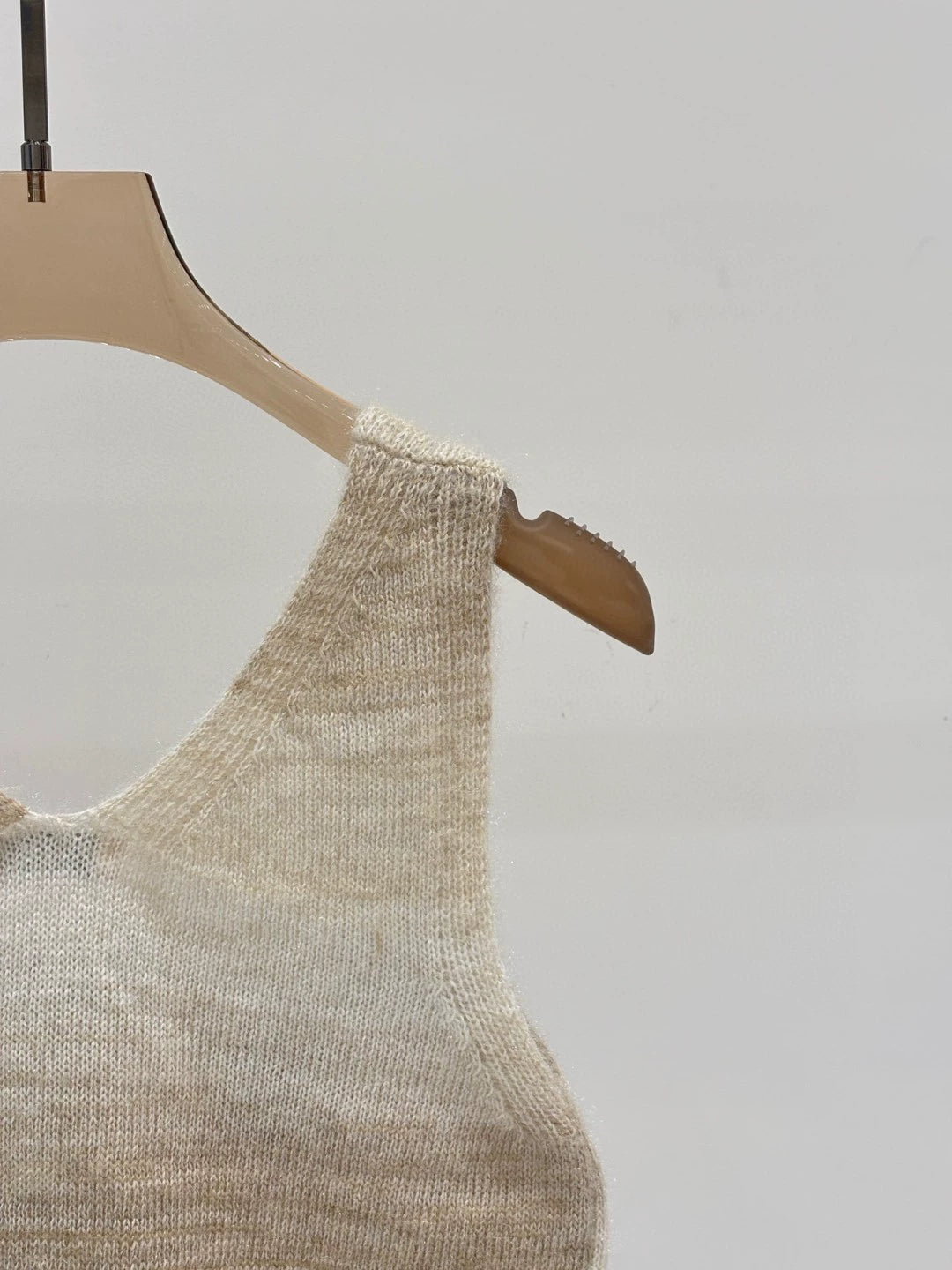 M 25 Summer new V-neck gradient flower three-dimensional jacquard sleeveless knitted vest