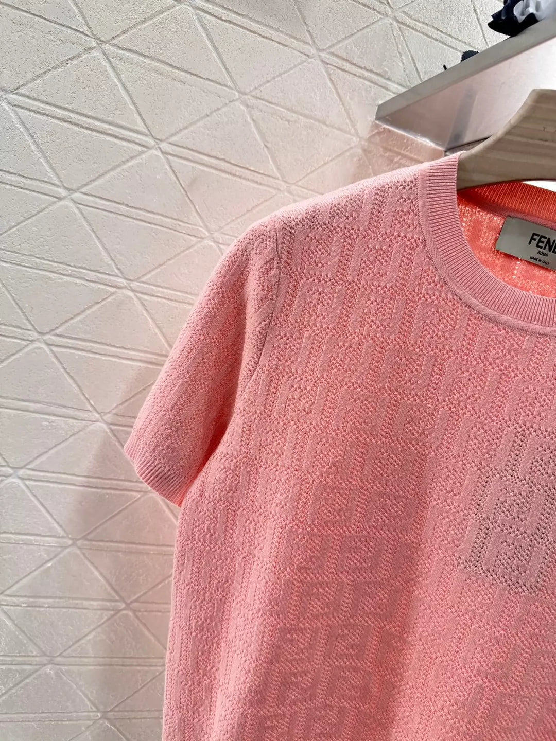F 25 Jacquard Letter Knit Short Sleeve Top