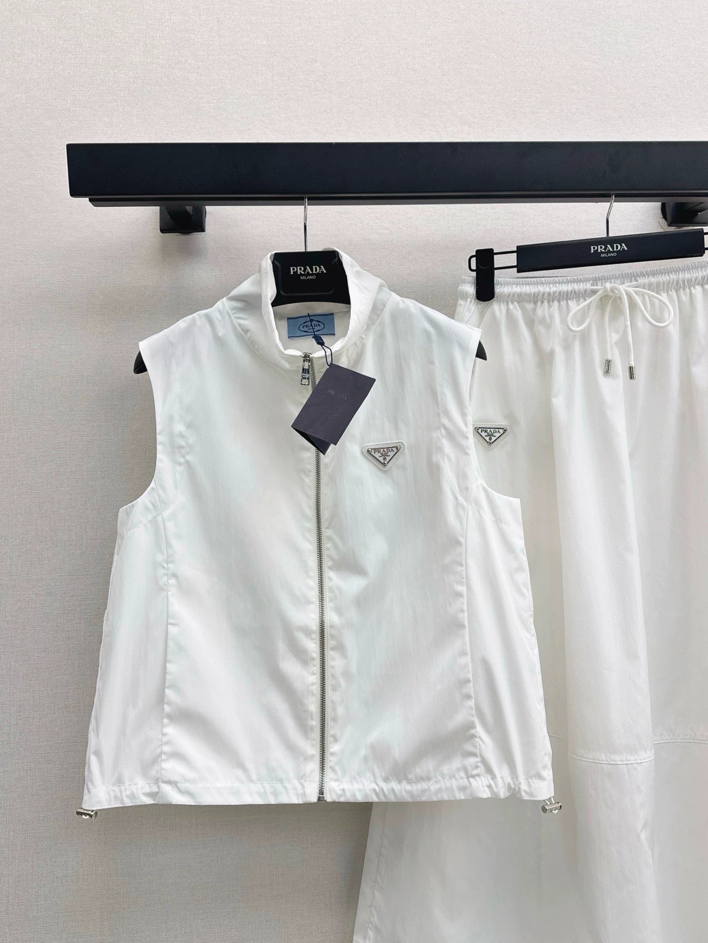p 25 spring and summer newest sports girl style colorful suit vest jacket + half skirt
