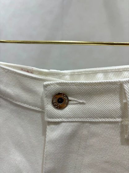 LO 25 Washed denim shorts